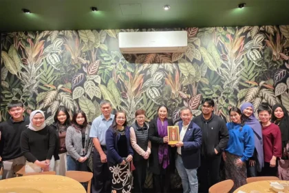 Sarawak Leaders Reconnect with Students and Diaspora in Perth