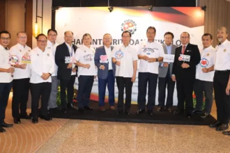 Sarawak Minister Demands Accountability, Mental Wellness in Civil Service