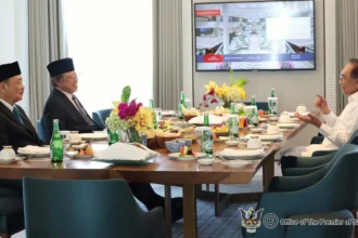 Sarawak Premier Joins PM and Sabah CM in Key Talks Ahead of Malaysia-Indonesia Meeting
