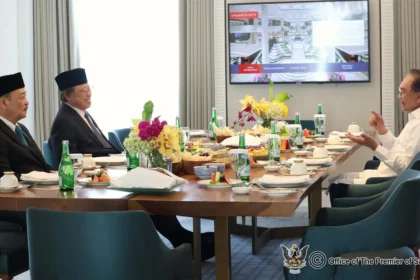 Sarawak Premier Joins PM and Sabah CM in Key Talks Ahead of Malaysia-Indonesia Meeting