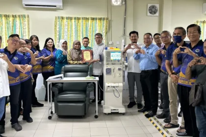 Tellian ADUN Facilitates Hemodialysis Machine Donation to Mukah Hospital