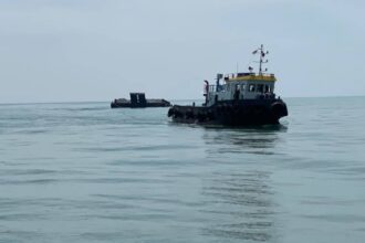 Tugboat and Barge Held in Miri for Lacking Shipping Documents
