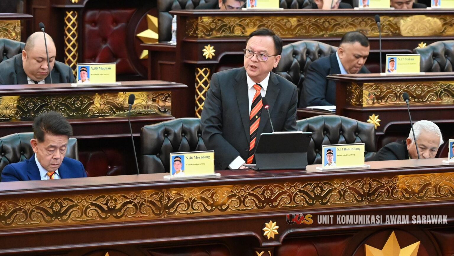 YB Lo Khere Chiang Supports Expansion of Sarawak State Seats to 99 in DUN Debate
