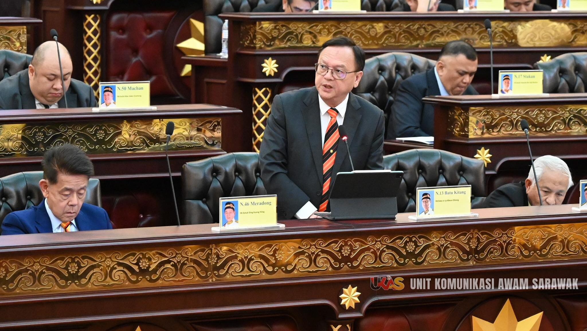 YB Lo Khere Chiang Supports Expansion of Sarawak State Seats to 99 in DUN Debate