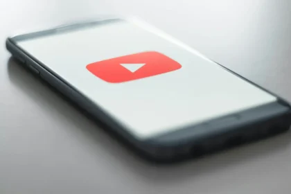 Australia Announces Ban on YouTube Accounts for Children Under 16