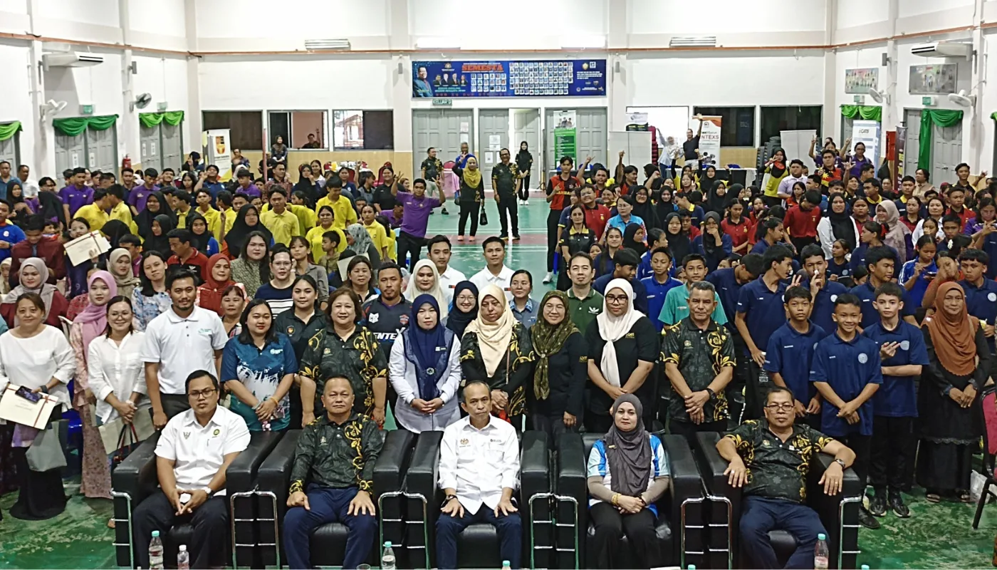 Betong Education Expo and Career Day Guides Students Toward Future Paths