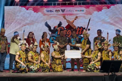 Cultural Stage Showcases Tribal Heritage at Belaga Regatta 2025