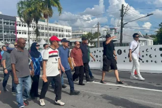 Datuk Amar Douglas Uggah Reviews Final Preparations for Sungai Bintangor Bridge Launch