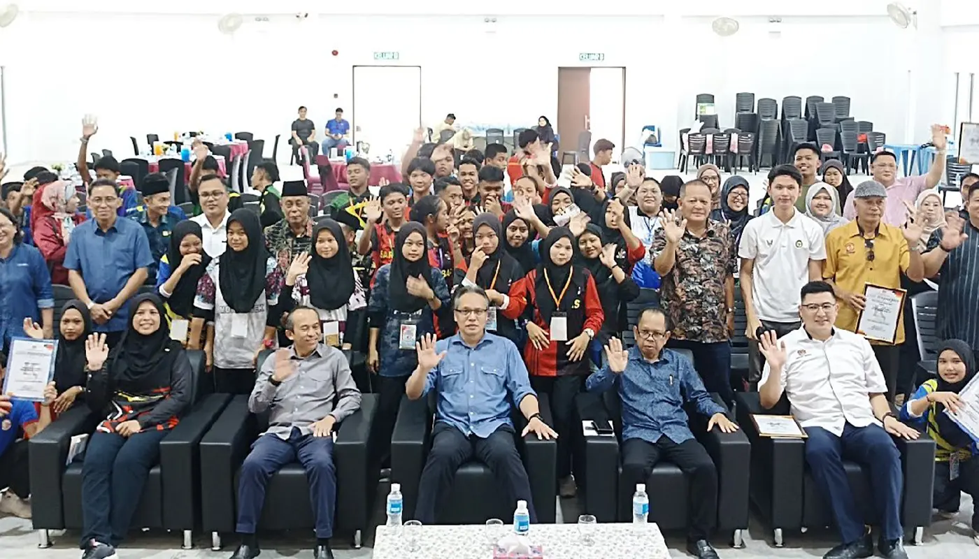 Deputy Minister Urges Youth to Develop Visionary Leadership