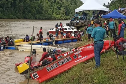 Fierce Speedboat Action Heats Up Second Day of Belaga Regatta 2025