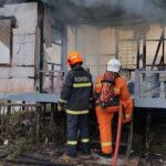 Fire Destroys House in Kampung Sageng Hilir, Seven Residents Safe