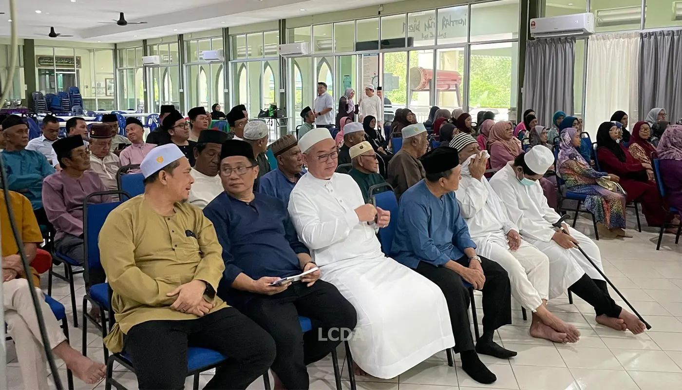 LCDA Cares Programme Extends Aid to 71 Santubong Residents