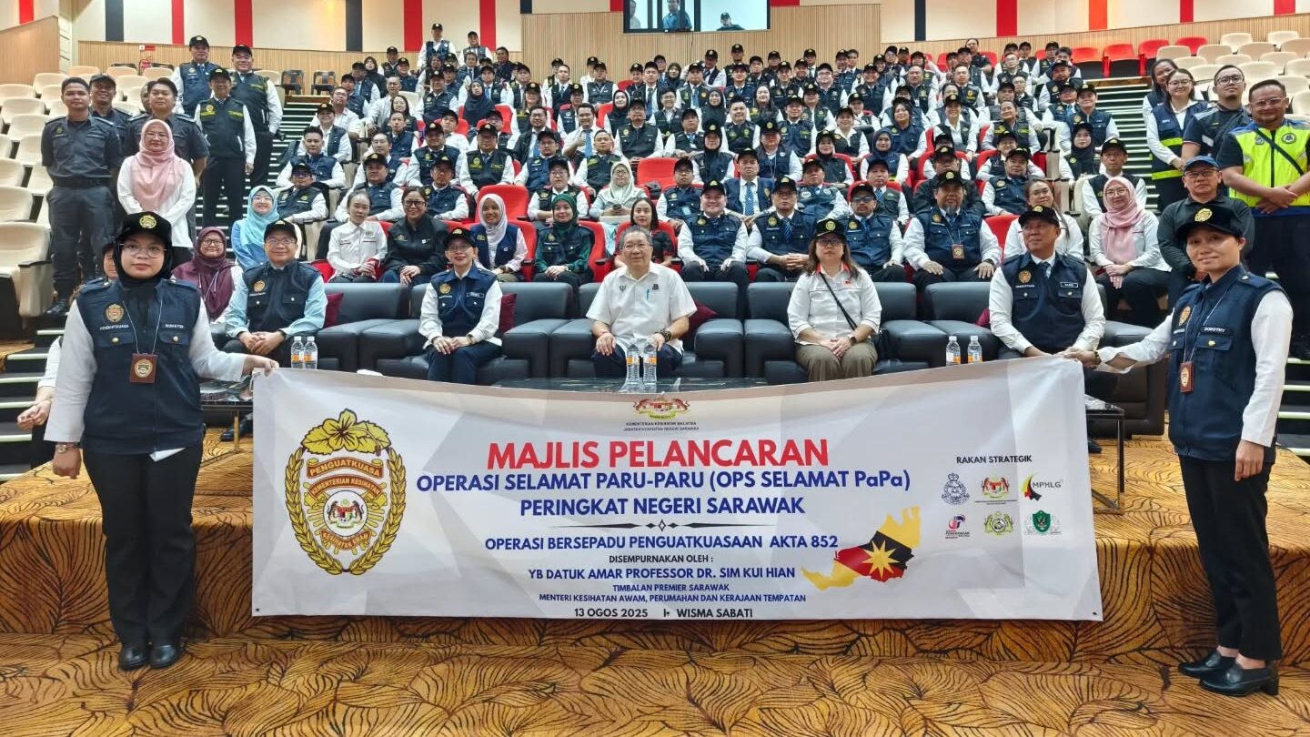 MBKS Mayor Launches Ops Selamat PaPa to Fight Lung Diseases in Sarawak 2025