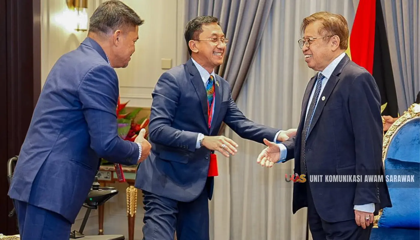 Pasir Gudang Mayor Applauds Sarawakian Contributions During Visit