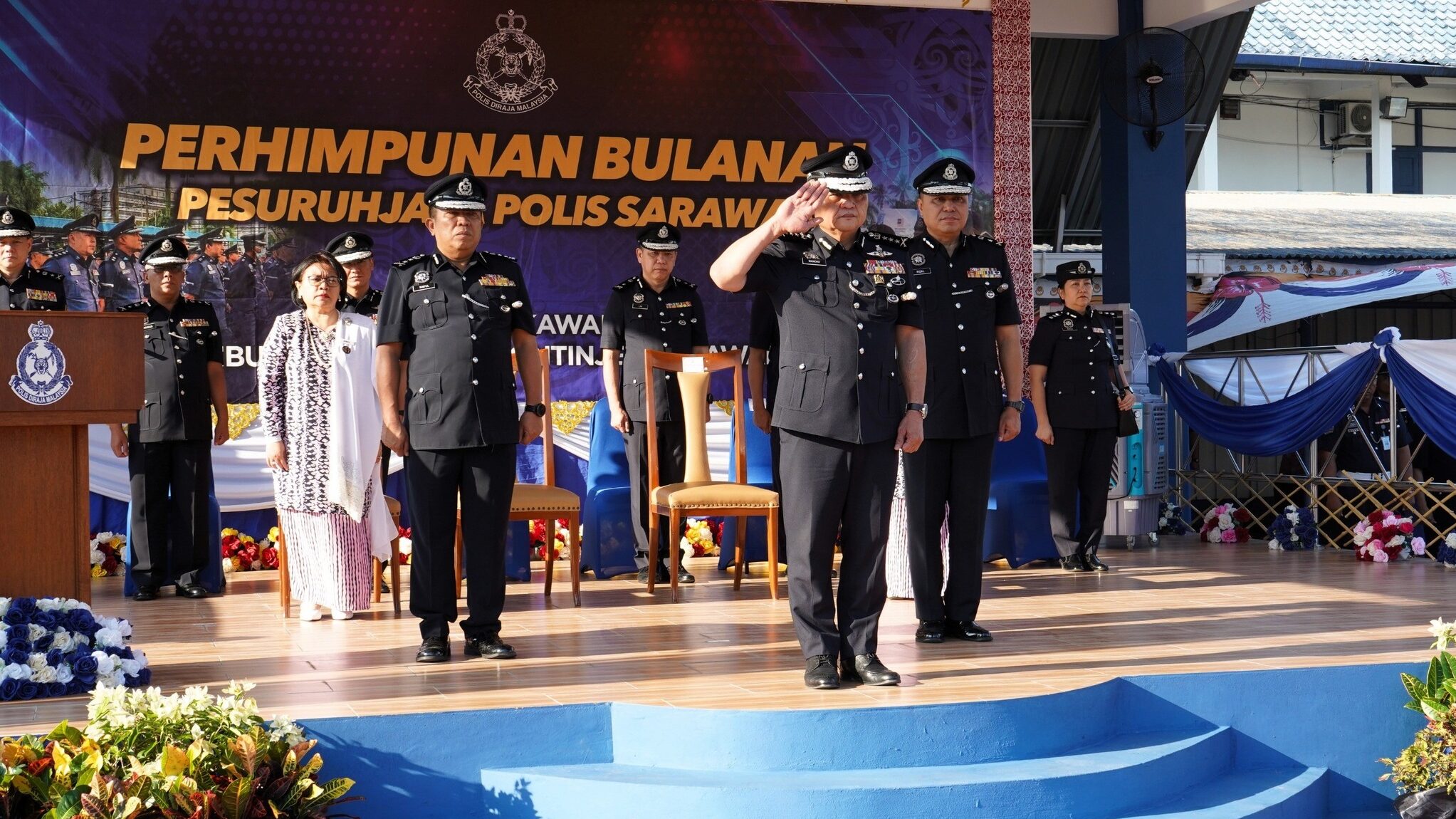 Dato Mancha Bids Farewell at Sarawak Police Commissioners Monthly Gathering