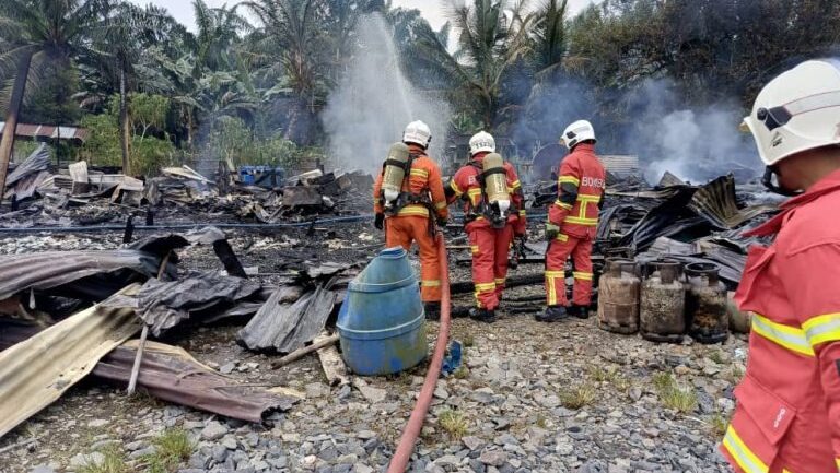 Fire Destroys Workers’ House in Pusa, All Occupants Safe