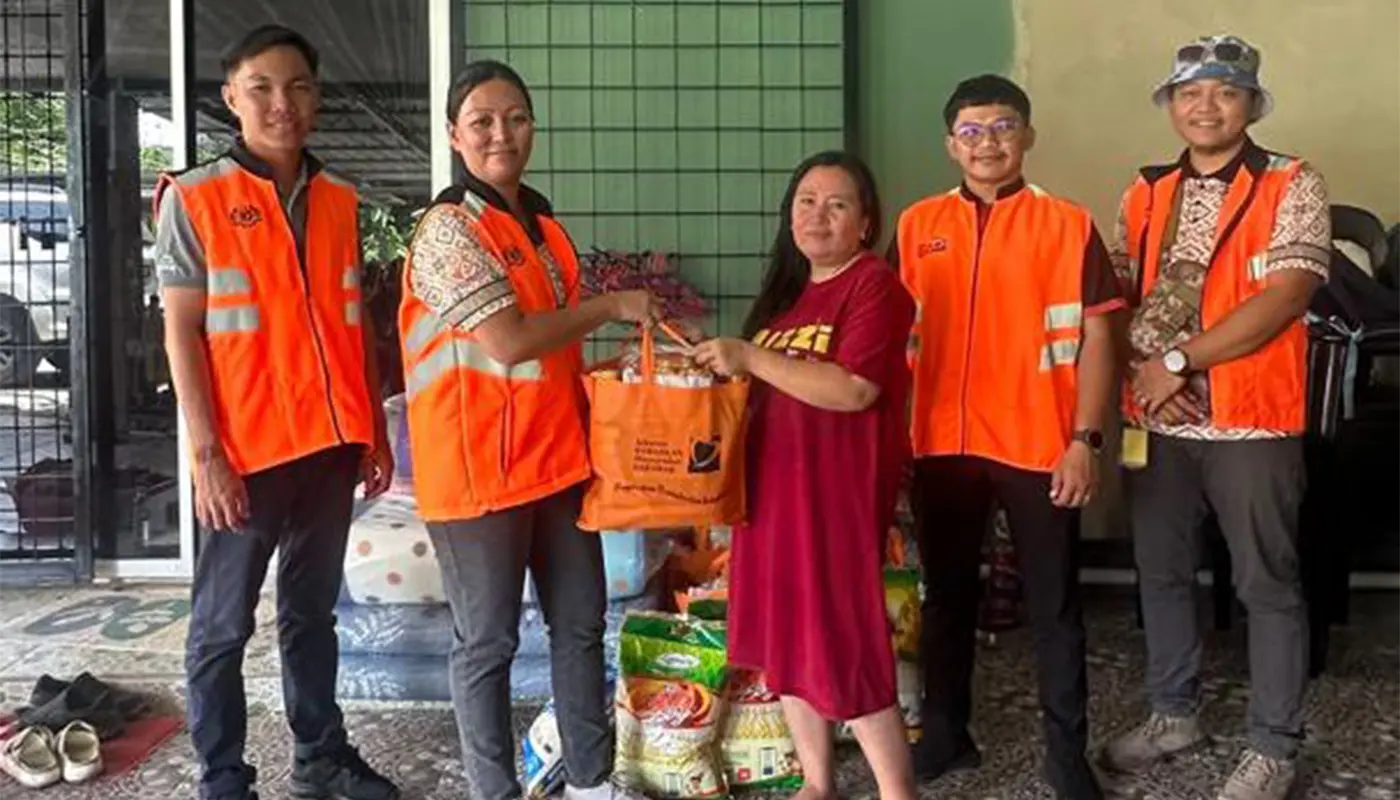 JKM Provides Swift Aid to Limbang Family After Landslide Collapse