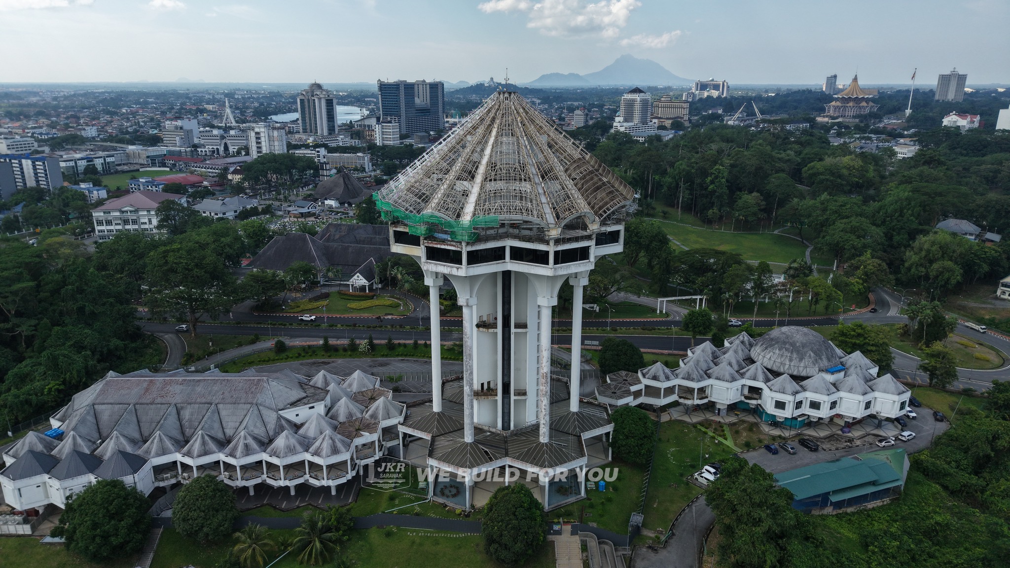 Kuching Civic Centre Roof Upgrade Records Steady Progress