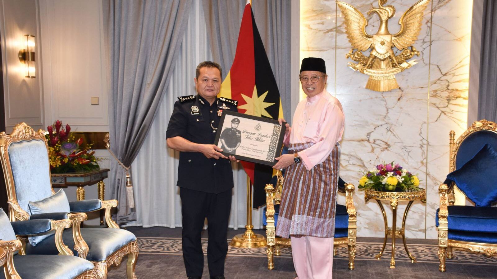 Sarawak Police Chief Dato Mancha Pays Farewell Courtesy Call to Premier