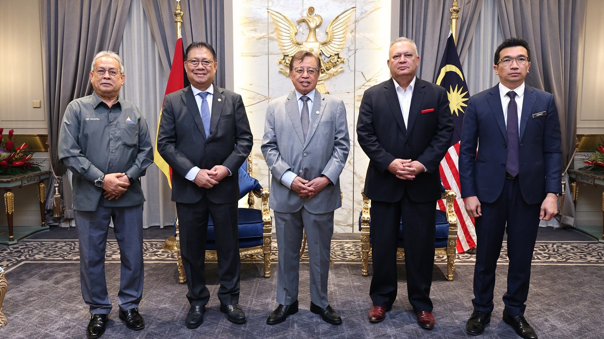 Sarawak Premier, MCMC Discuss Digital Growth and 5G Plans