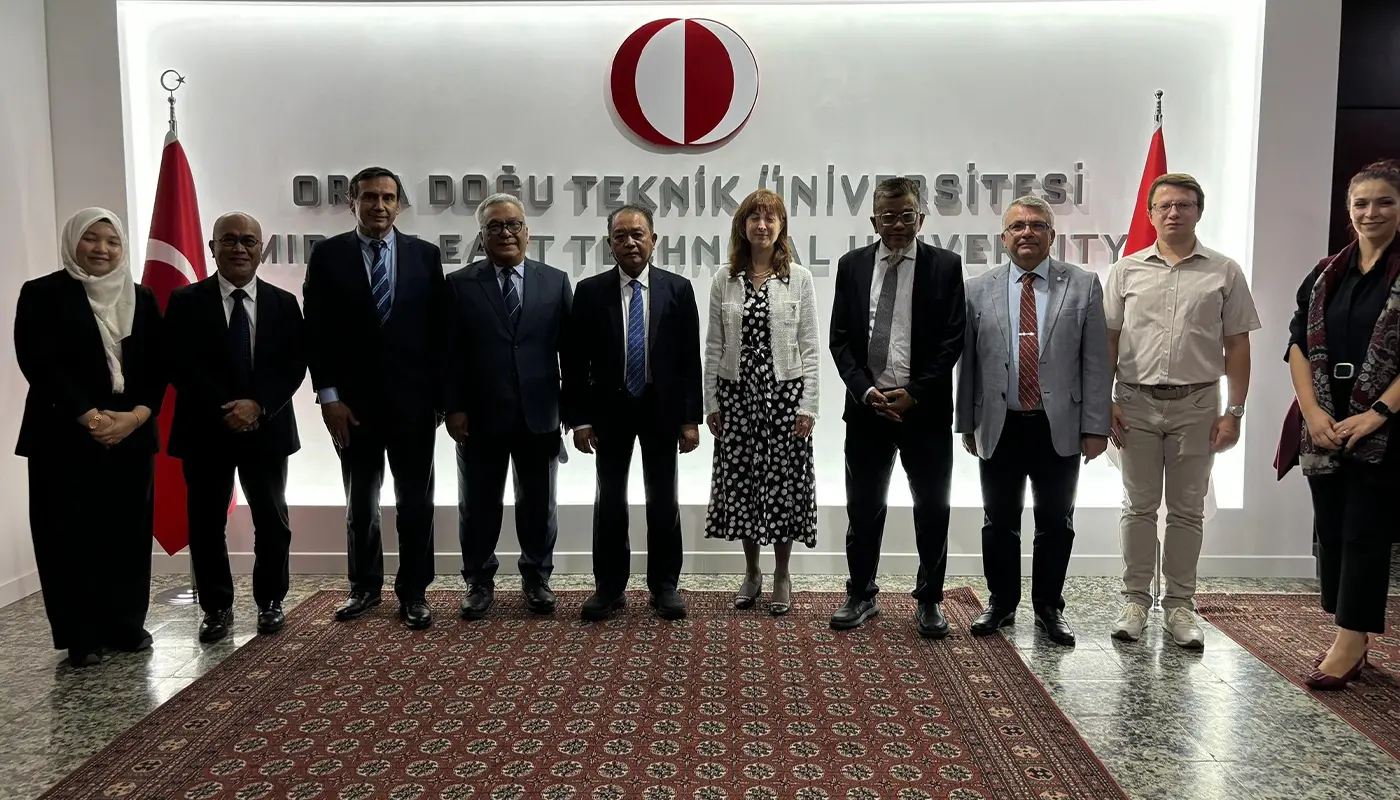 i-CATS University College and METU Form Strategic Academic Partnership