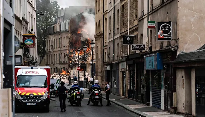 Nearly 40 People Injured After Explosion Rocks Paris 1 Trump Explains Non-Disclosure of Classified Documents