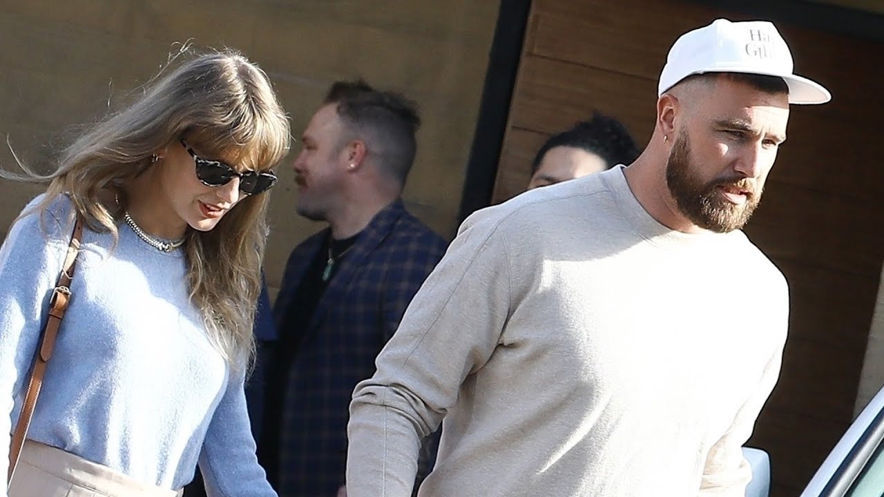 Taylor Swift and Travis Kelce Have Lunch Date in Malibu! 1 Taylor Swift and Travis Kelce Have Lunch Date in Malibu!