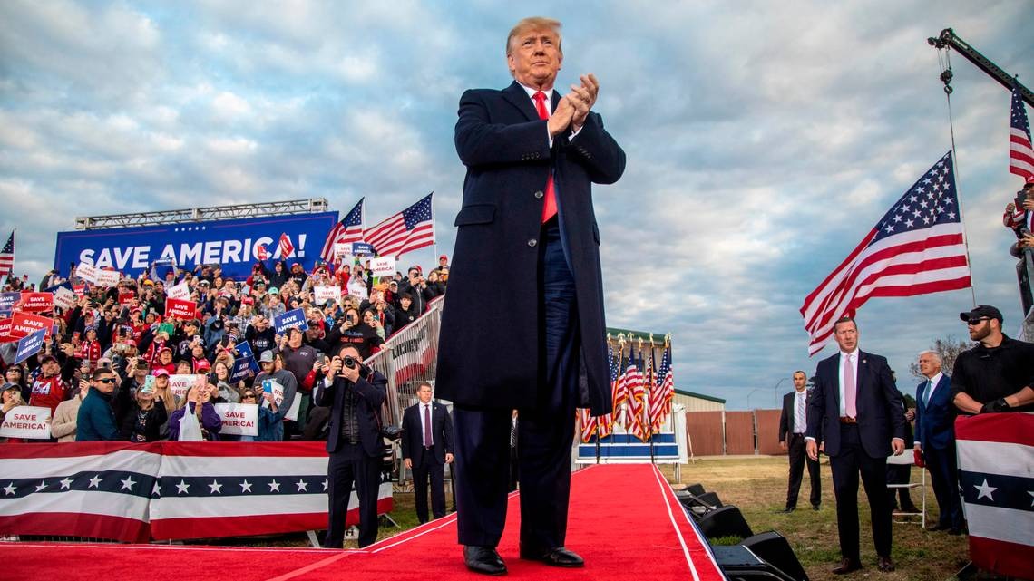 Trump Roasts Fani Willis & Nathan Wade! Hilarious Moments at Raleigh Rally in North Carolina 1 Trump Roasts Fani Willis & Nathan Wade! Hilarious Moments at Raleigh Rally in North Carolina