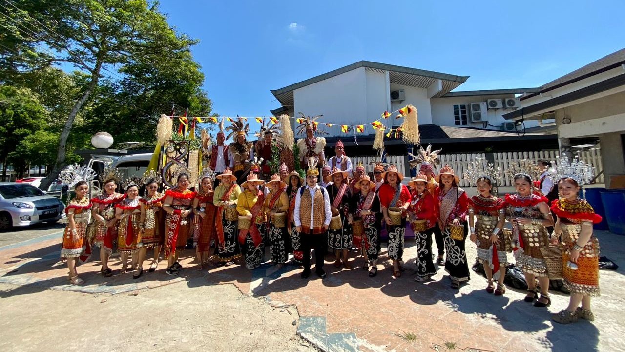 Kelab Anak Bukit Saban Members Thrilled to Join Kuching Gawai Cultural Parade 2024 1 Kelab Anak Bukit Saban Members Thrilled to Join Kuching Gawai Cultural Parade 2024