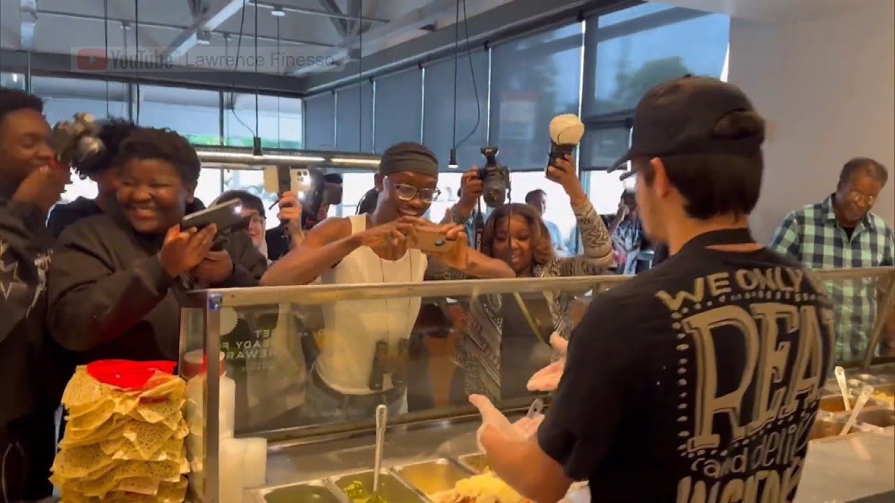 Shrinkflation Sparks New Filming Trend at Chipotle 1 Shrinkflation Sparks New Filming Trend at Chipotle