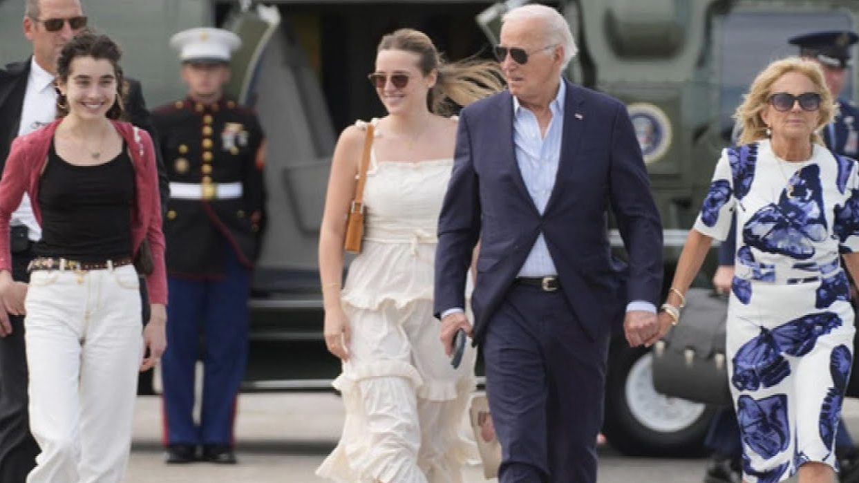 Biden Family Summit at Camp David: A Turning Point or a Retreat? 1 Biden Family Summit at Camp David A Turning Point or a Retreat