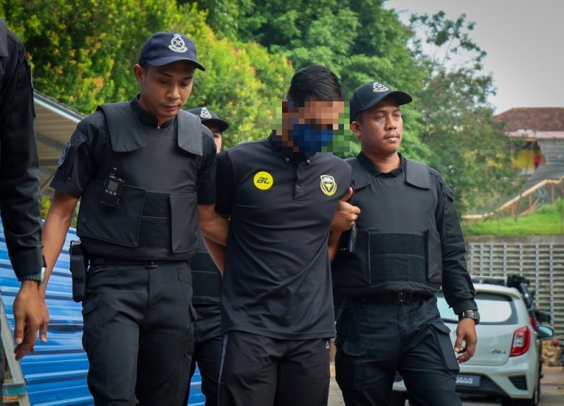 Cop Charged with Murder of Sarawakian Student Nur Farah Kartini in Selangor 1 Cop Charged with Murder of Sarawakian Student Nur Farah Kartini in Selangor