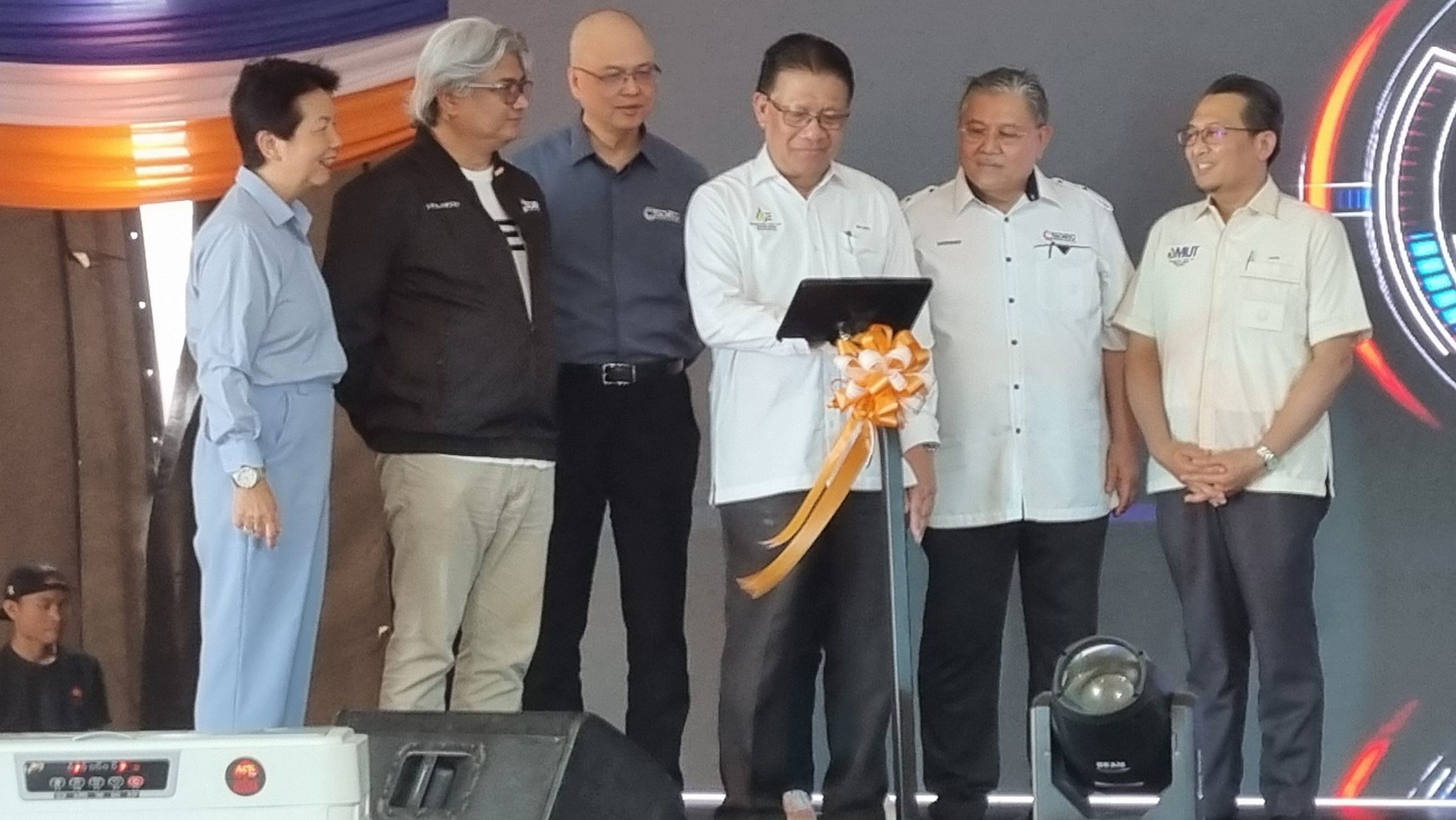 Empowering Sarawak: MySRBN Prepaid Package Revolutionizes Rural Internet Access 1 Empowering Sarawak: MySRBN Prepaid Package Revolutionizes Rural Internet Access