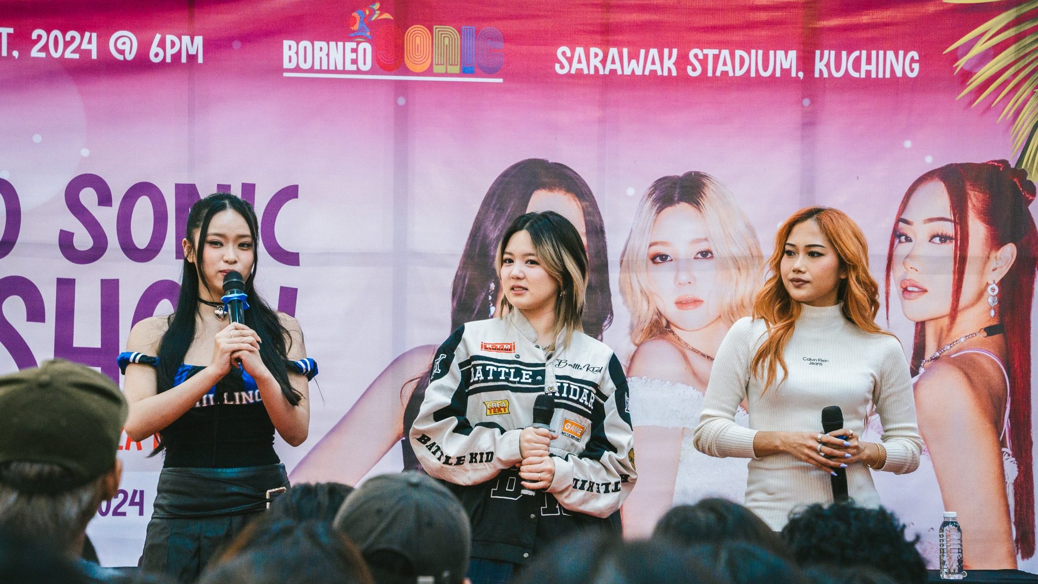 DOLLA Thrills Fans in Kuching with Exclusive Meet-and-Greet Ahead of Borneo Sonic Music Festival 1 DOLLA Thrills Fans in Kuching with Exclusive Meet-and-Greet Ahead of Borneo Sonic Music Festival