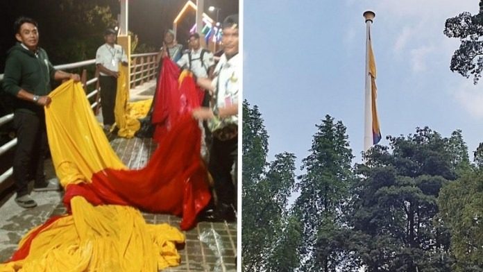 Unsung Heroes Retrieve Fallen Ibu Pertiwi Flag from Sarawak River Amid Adverse Weather 1 Unsung Heroes Retrieve Fallen Ibu Pertiwi Flag from Sarawak River Amid Adverse Weather