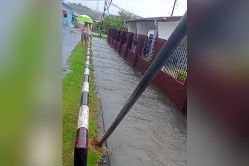 Miri Golden Park Residents Urge MCC to Solve Flash Flood Crisis 2 Miri Golden Park Residents Urge MCC to Solve Flash Flood Crisis