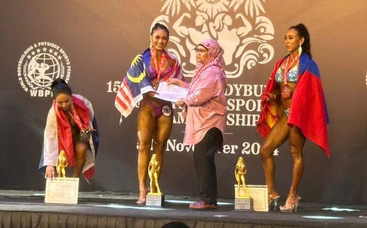 Musclewoman Philomena Dexclyn Wins Gold at WBPF World Championships, Dedicate Medal to Dad 2 Musclewoman Philomena Dexclyn Wins Gold at WBPF World Championships, Dedicate Medal to Dad