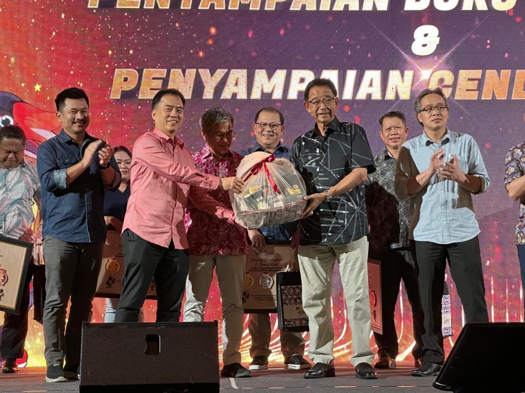 Sarawak Aims to Host SEA Games 2027 Across Divisions: Abd Karim 2 Sarawak Aims to Host SEA Games 2027 Across Divisions Abd Karim