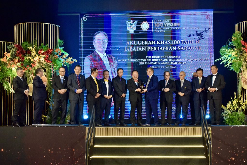 Sarawak’s Agriculture Transformation: A Tech-Driven Future, Says Abang Jo 2 Sarawak’s Agriculture Transformation A Tech-Driven Future, Says Abang Jo