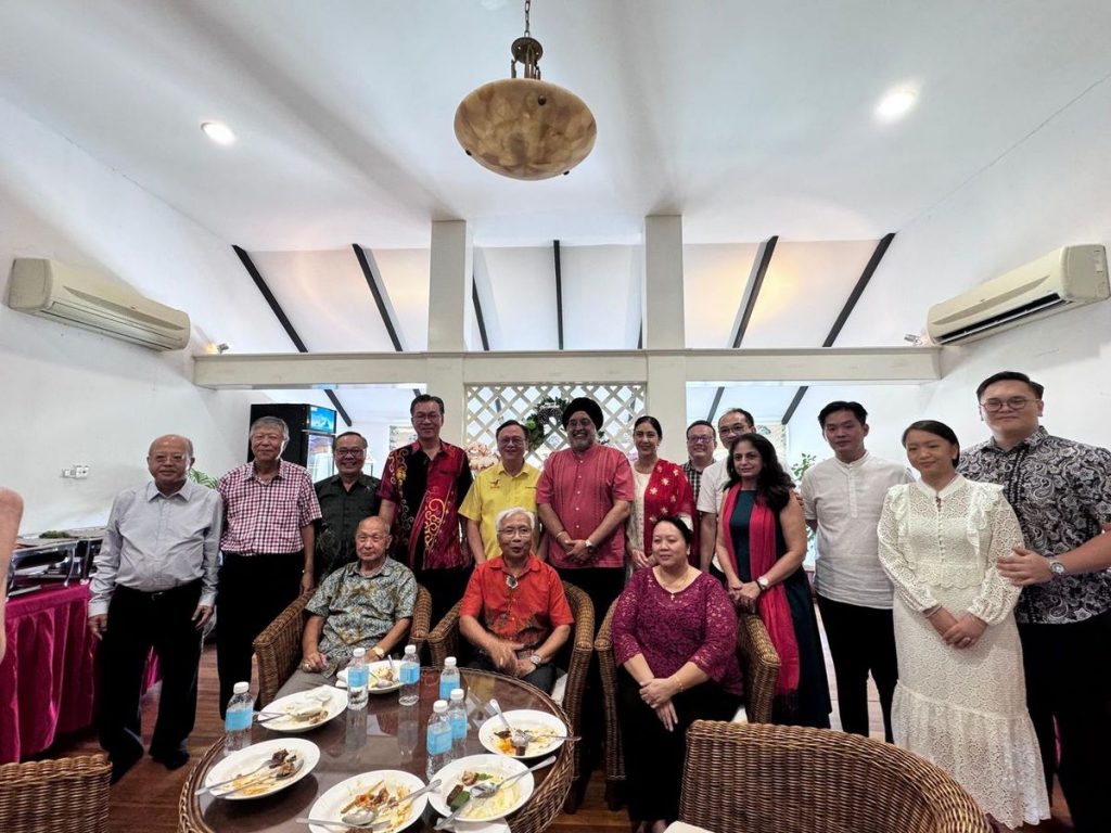 Anglican Church Hosts Heartwarming Christmas Open House in Kuching 4 Anglican Church Hosts Heartwarming Christmas Open House in Kuching