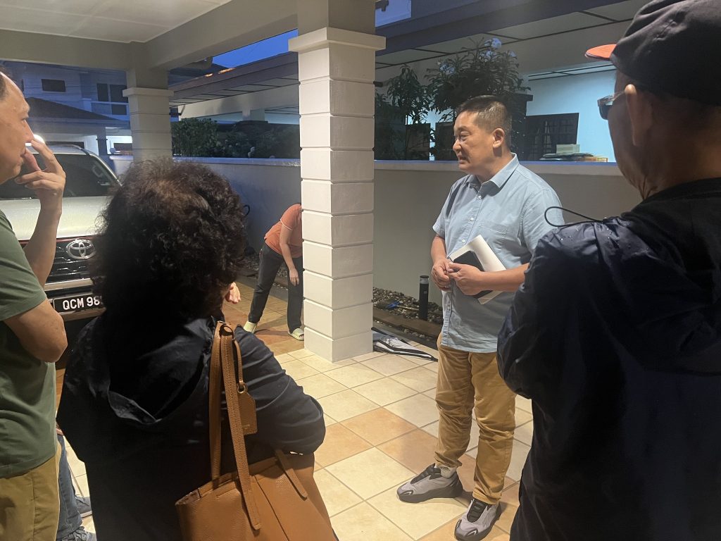 Assemblyman See Chee How Advocates for Landslide-Affected Families in Tabuan Heights 4 Assemblyman See Chee How Advocates for Landslide-Affected Families in Tabuan Heights