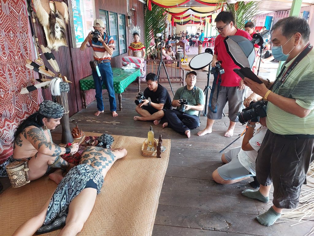 Capturing the Heart of Iban Tradition: Exclusive Longhouse Photo Session in Sibu 2 Capturing the Heart of Iban Tradition Exclusive Longhouse Photo Session in Sibu