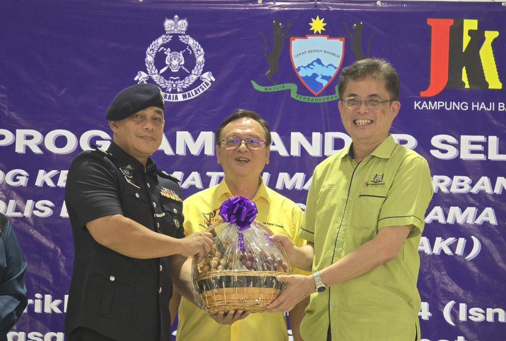 Dato Lo Khere Chiang Urges Action: Boost Police Resources for Safer Sarawak 2 Dato Lo Khere Chiang Urges Action Boost Police Resources for Safer Sarawak