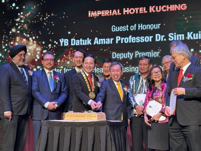 Deputy Premier: Sarawak Medical Committee Paves Way for State’s Health Autonomy Goals 2 Deputy Premier Sarawak Medical Committee Paves Way for State’s Health Autonomy Goals