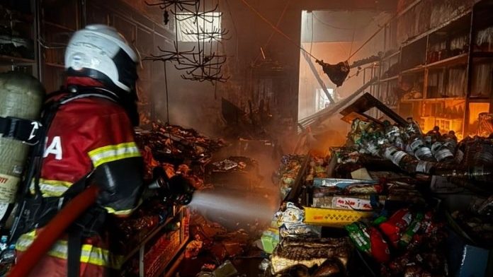 Jalan Padungan Fire : Fiery Inferno Destroys Three Shophouses in Kuching 1 Jalan Padungan Fire Fiery Inferno Destroys Three Shophouses in Kuching