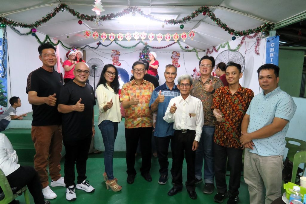 SUPP Batu Lintang Chairman Joins Kampung Tabuan Jaya Tengah Festive Gathering 4 Kampung Tabuan Jaya Tengah Brings Joy with Festive Gathering