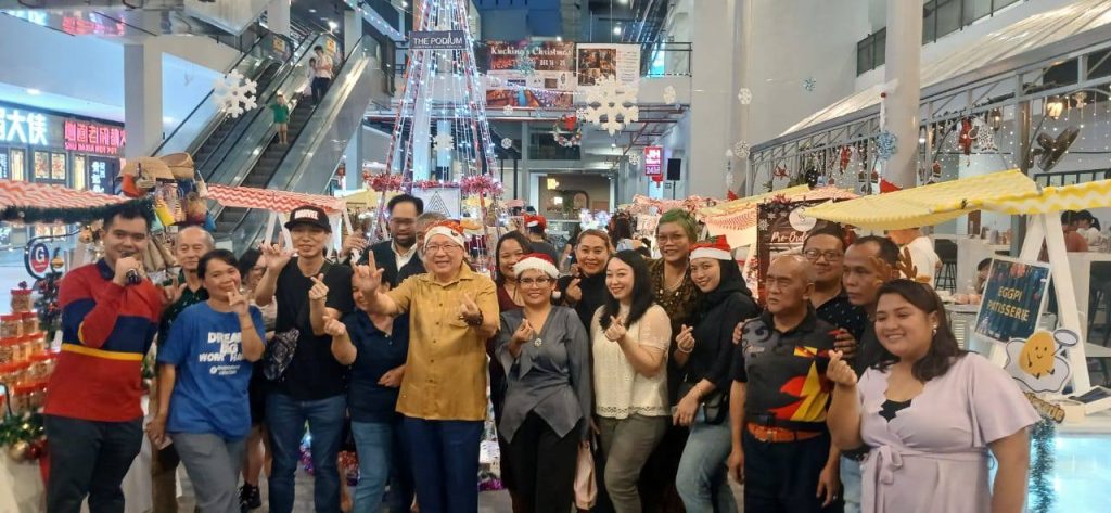 Kuching’s Christmas Heartbeat: A Festive Haven for Unique Gifts 3 Kuching’s Christmas Heartbeat A Festive Haven for Unique Gifts