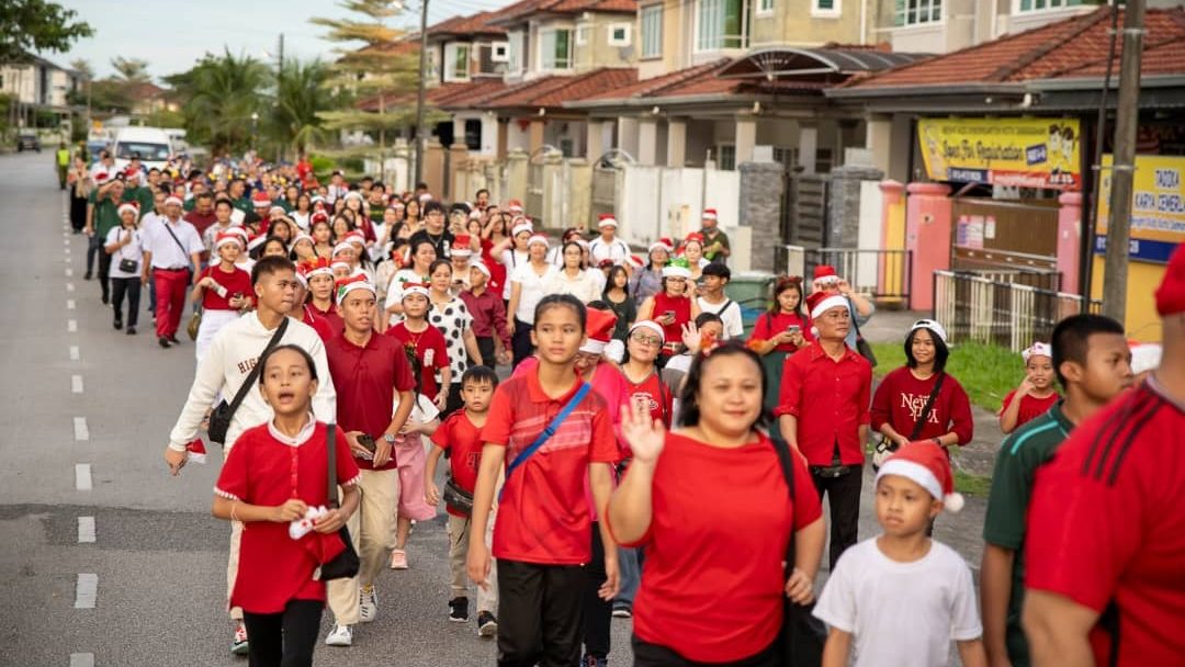 Samarahan Christmas Parade and Celebration themed ‘Peace Be With You.’ 1 Samarahan Christmas Parade and Celebration themed ‘Peace Be With You.’