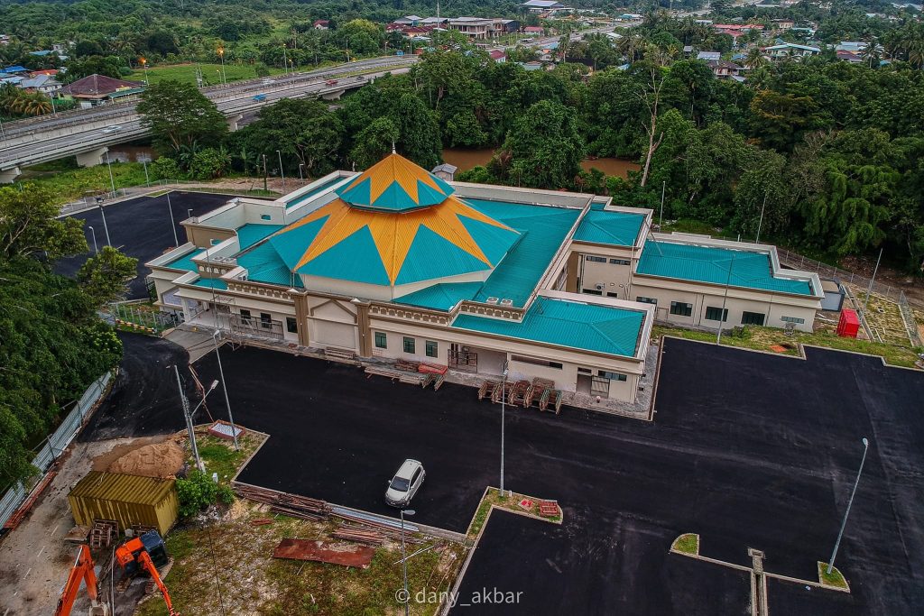 Serian’s Upgraded Mosque to Shine as New Landmark by January 2025 2 Serian’s Upgraded Mosque to Shine as New Landmark by January 2025