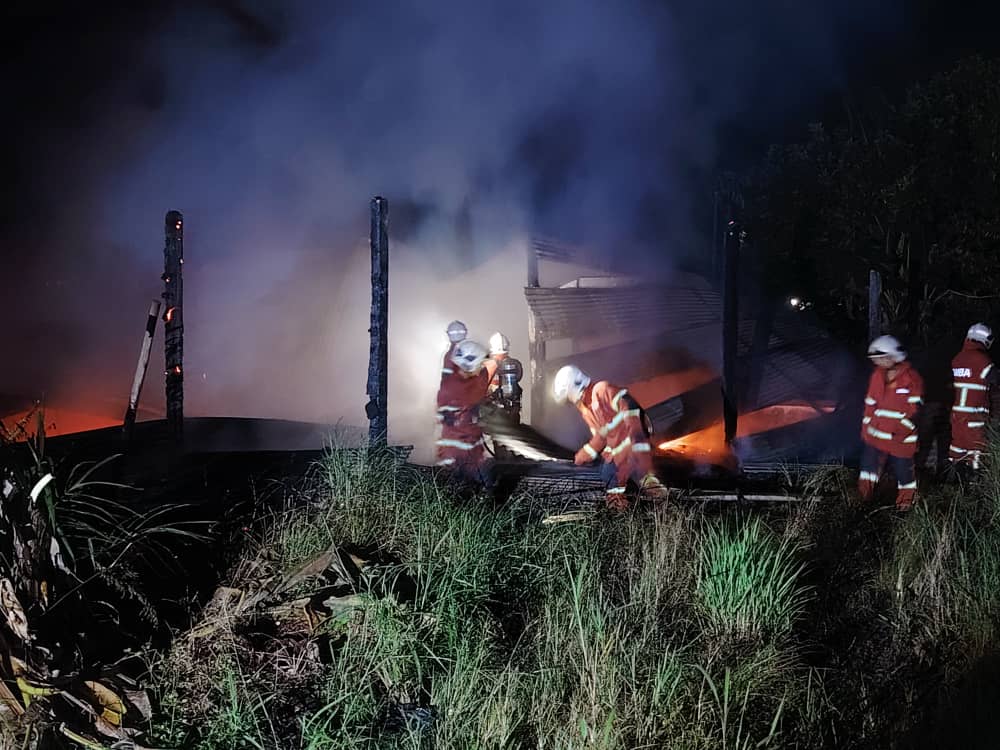 Fire Nearly Destroys Empty House in Miri Swift Action by Firefighters